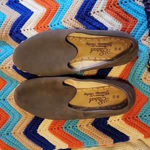 Sabah Women's Ashmore Grey in Sabah size 43 EUC